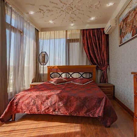 Gefest Apartments Odessa Esterno foto