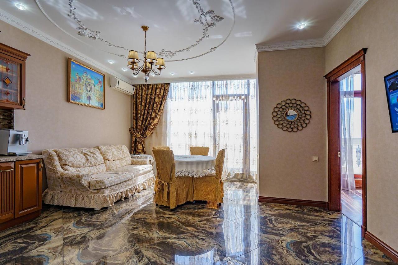 Gefest Apartments Odessa Esterno foto